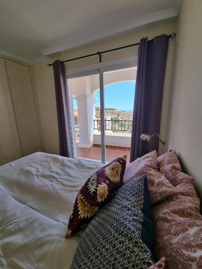 Elegant Apartment With Fantastic Views At The Top Of Calahonda Sitio de Calahonda المظهر الخارجي الصورة