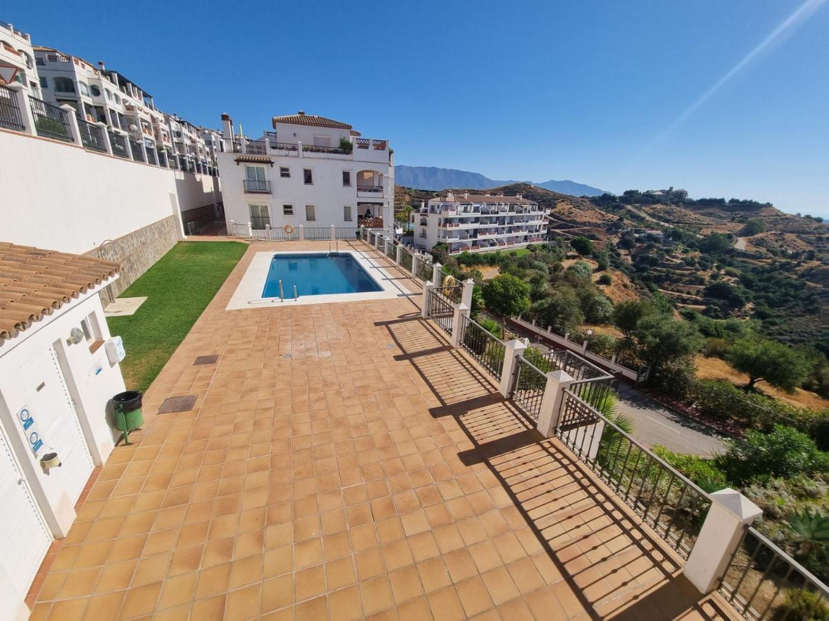 Elegant Apartment With Fantastic Views At The Top Of Calahonda Sitio de Calahonda المظهر الخارجي الصورة