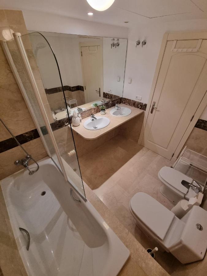 Elegant Apartment With Fantastic Views At The Top Of Calahonda Sitio de Calahonda المظهر الخارجي الصورة